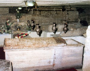 Собор Святого Лазаря саркофаг