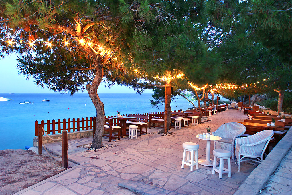 Пляжный бар отеля Grecian Park
