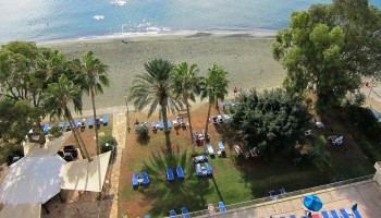 Пляж отеля Poseidonia
