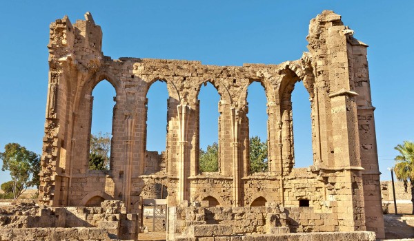 История Кипра: Средние века