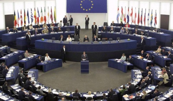 Европейский парламент осуждает действия Турции