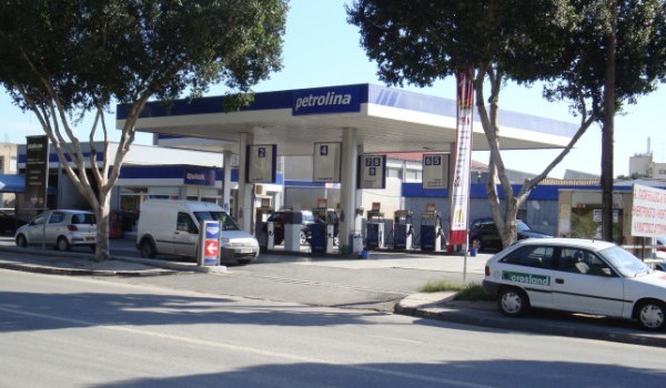 Ассоциация потребителей на Кипре требует снижения цен на бензин